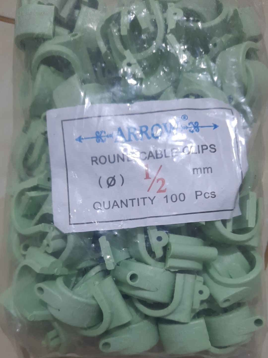 Klem PVC 1/2in ARROW